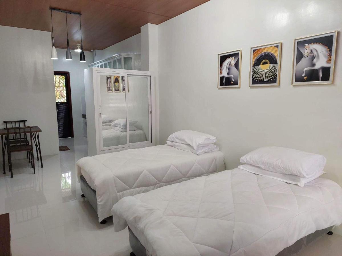Flb Apartelle Los Banos لوس بانوس المظهر الخارجي الصورة